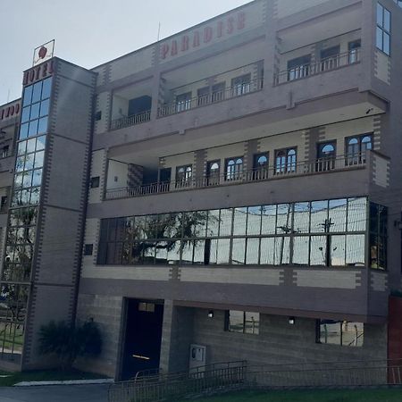 Hollywood Paradise Hotel Rionegro Exterior photo