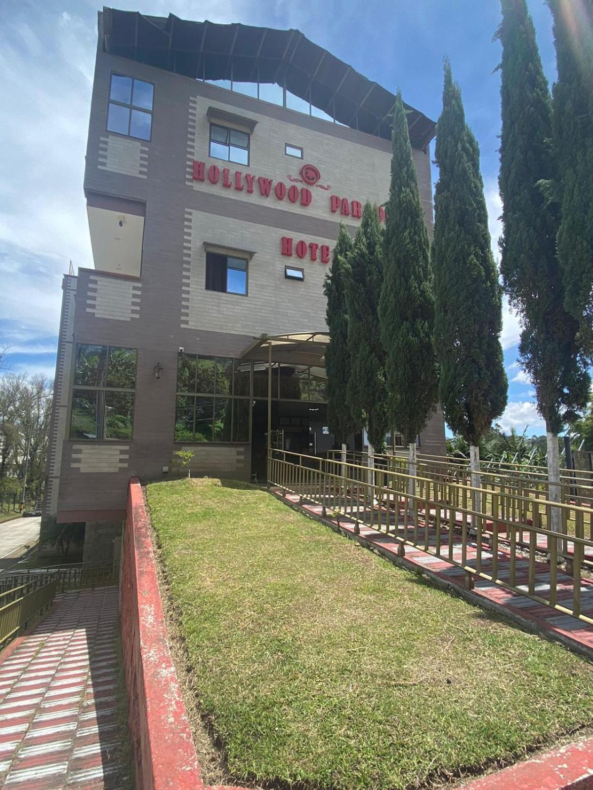 Hollywood Paradise Hotel Rionegro Exterior photo
