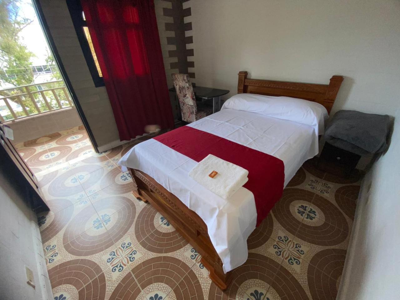 Hollywood Paradise Hotel Rionegro Exterior photo