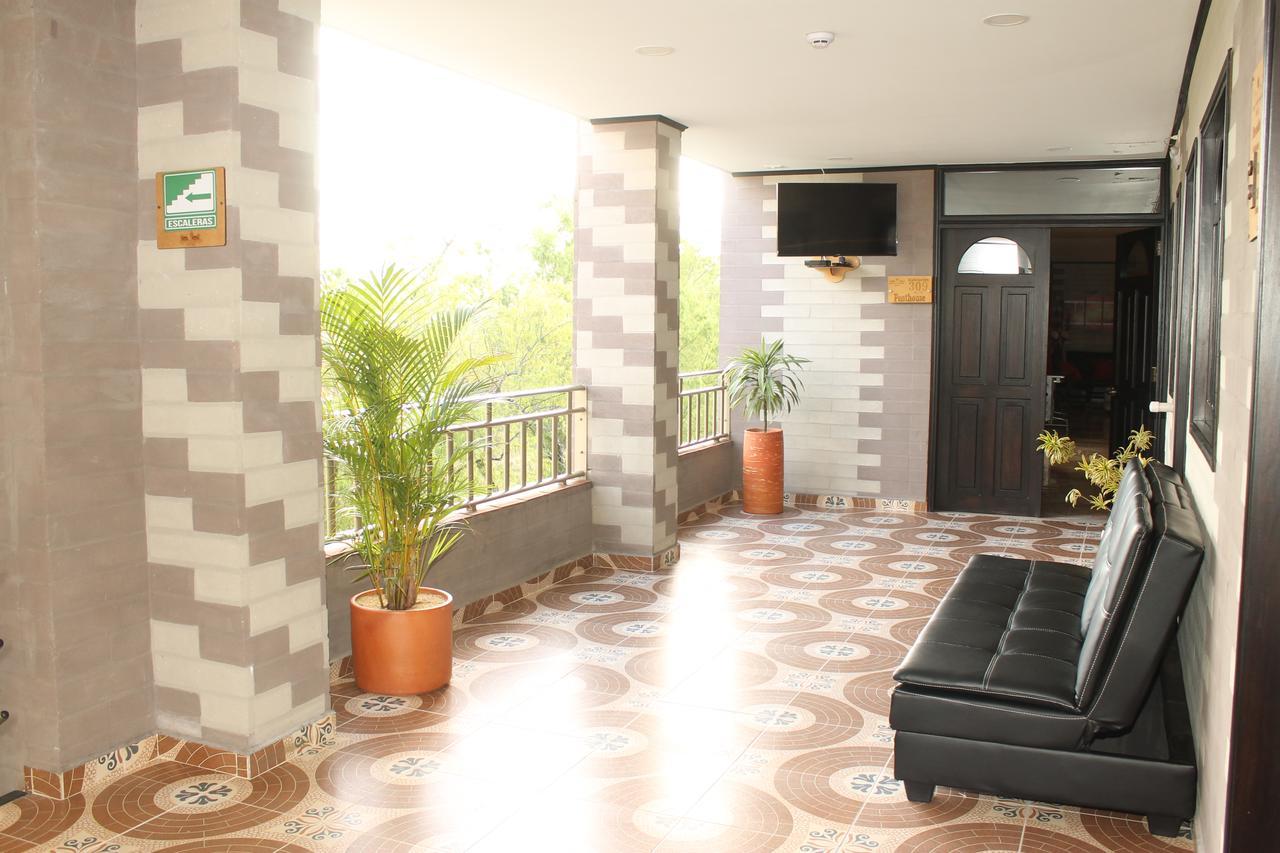 Hollywood Paradise Hotel Rionegro Exterior photo
